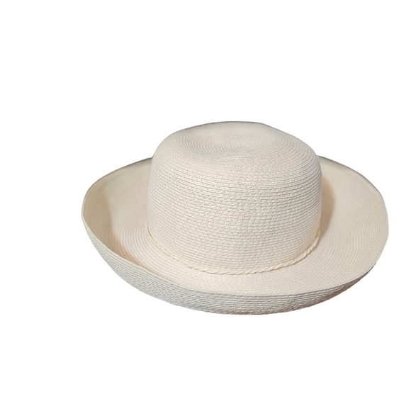 Styling summer hat with cute rolled brim. Scala brand - Picture 2 of 7